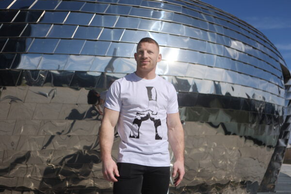 The Torch - <br> Tshirt <br> Partner Stunt Duo Look - Image 9