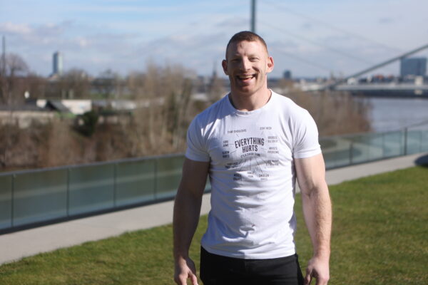 Everything Hurts! - <br> Tshirt <br> - Image 6